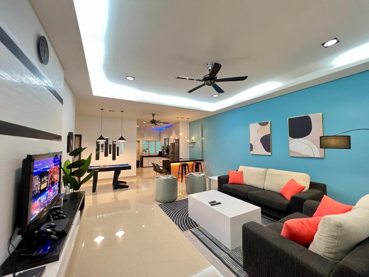 Tcvila 12Pax Neartc Dinosaurland Pooltable, Netflix Kuantan Bagian luar foto